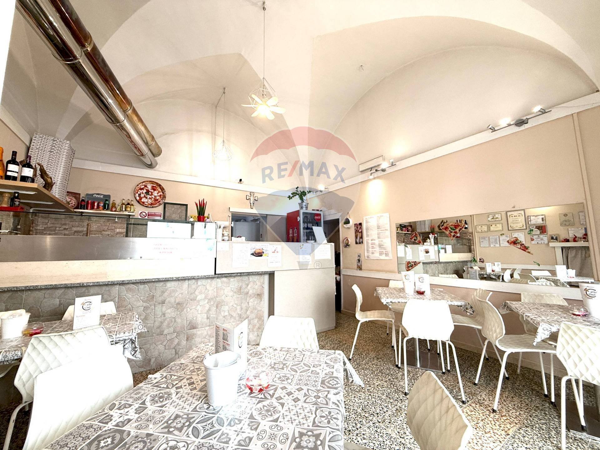 Cucina - Attività Commerciale Via Mercadante
 
134, Martina Franca - foto 1