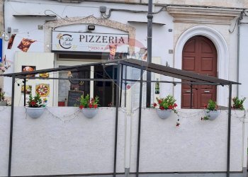 Edificio all\'aperto - Commercial Activity Via Mercadante
 
134, Martina Franca - photo 8