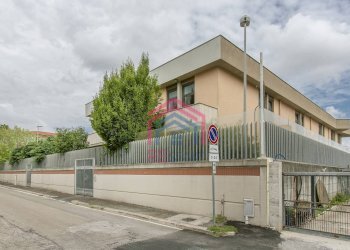 Foto 7 - Locale Commerciale Via Pontina, Aprilia - foto 7