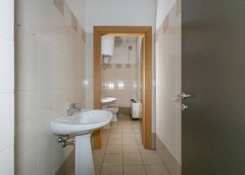 Foto 12 - Commercial Premises Via Pontina, Aprilia - photo 12