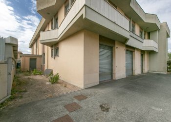Foto 38 - Commercial Premises Via Pontina, Aprilia - photo 38
