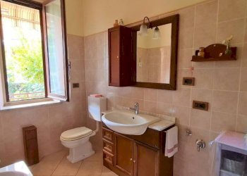 Bagno - Villa vicolo Giuseppe Giacosa, 18, Chivasso - foto 10