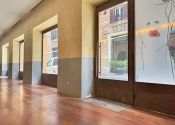 Stanza non arredata - Negozio piazza Benedetto Cairoli, 8, Roma (zona Centro Storico) - foto 5