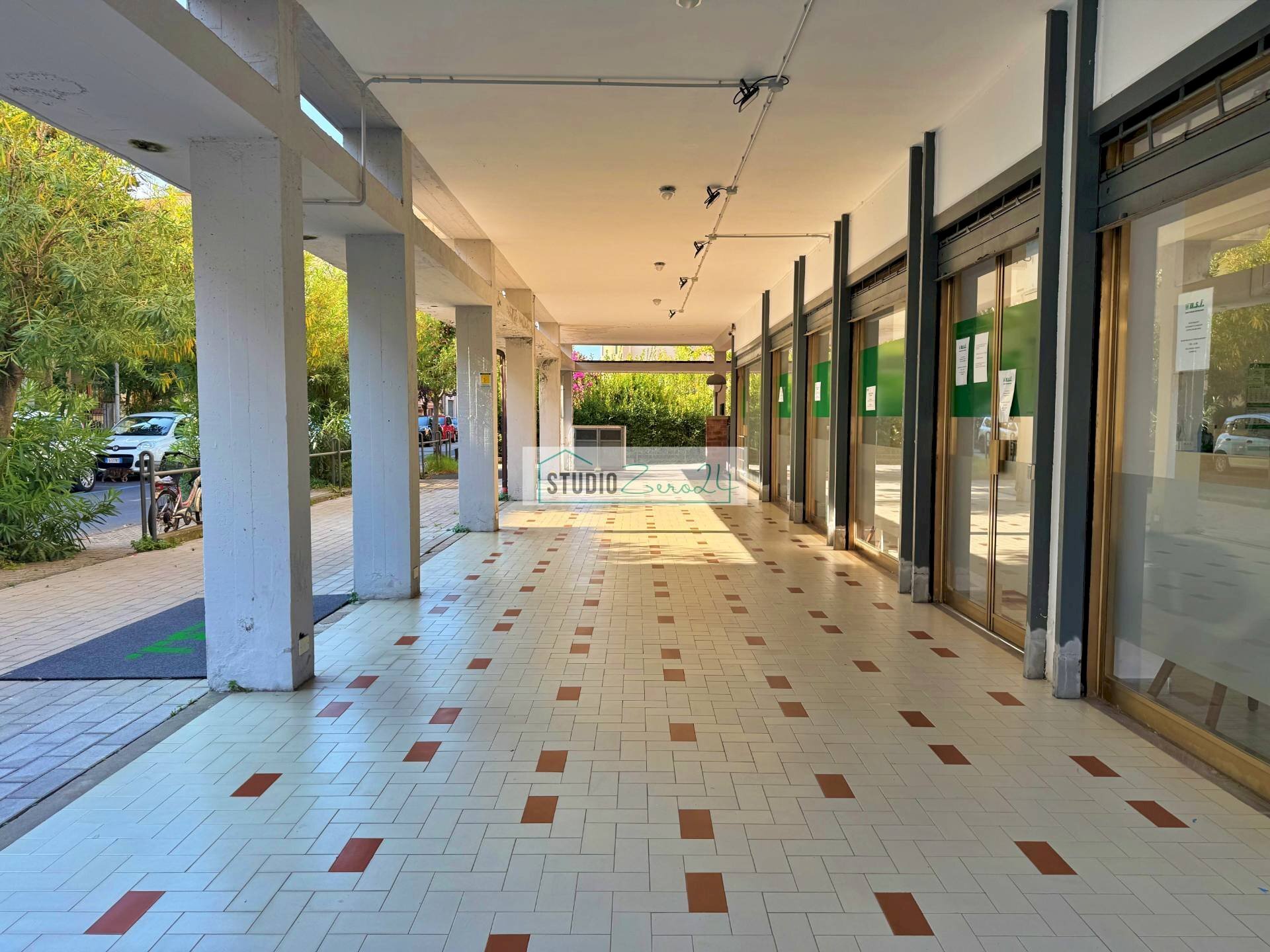 Foto 1 - Commercial Premises Via Antonio Rosmini, Viareggio - photo 1