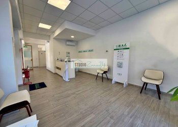 Foto 2 - Commercial Premises Via Antonio Rosmini, Viareggio - photo 2