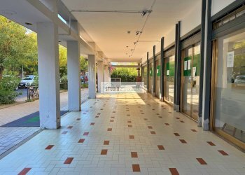 Foto 1 - Commercial Premises Via Antonio Rosmini, Viareggio - photo 1