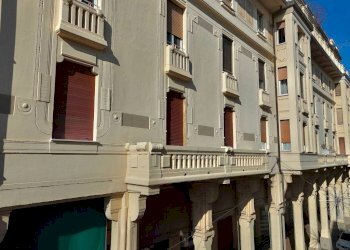 Facciata - Quadrilocale via Emilia, Tortona - foto 3