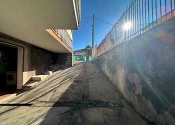 Cortile interno - Trilocale via Carlo Cane, 8, Gallarate - foto 10