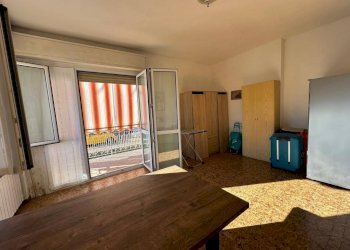 Camera da letto - Trilocale via Carlo Cane, 8, Gallarate - foto 20