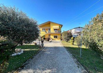 Foto 49 - Villa via volturno
 
19, Rovigo - foto 49