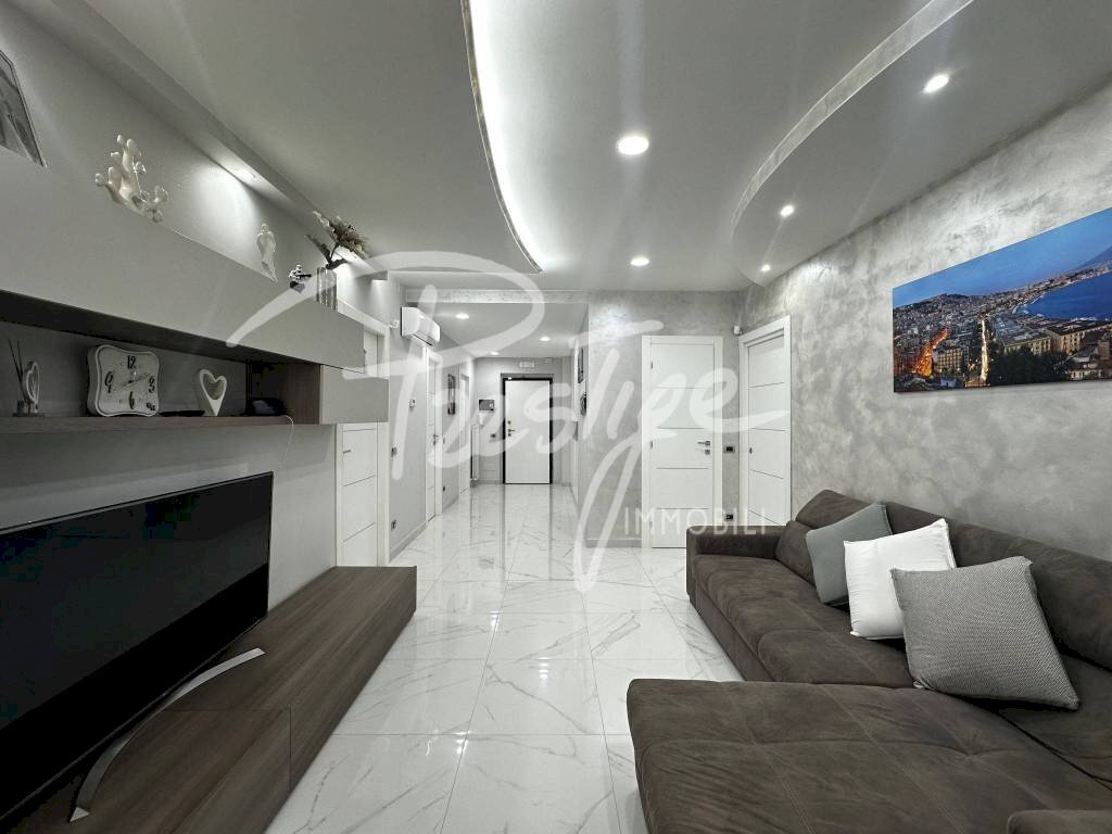 Salone - Four-room apartment via Luigi Agretti, La Spezia - photo 2