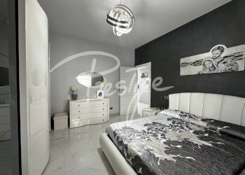 Camera da letto - Quadrilocale via Luigi Agretti, La Spezia - foto 8