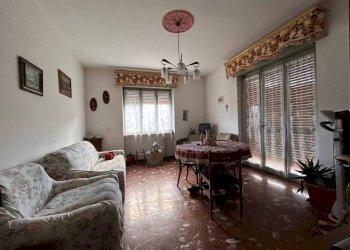 Salone - Independent house Casali Magnaldi, Roccaforte Mondovì - photo 8