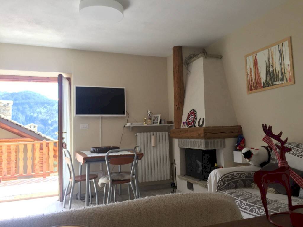 Soggiorno - Bilocale via Cianfuran, Bardonecchia - foto 3