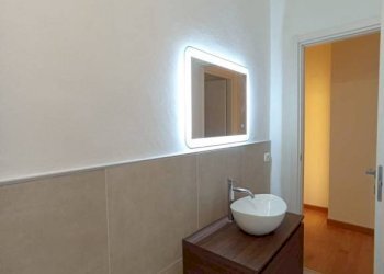 Bagno - Appartamento piazza Antonio Astesano, Asti - foto 6