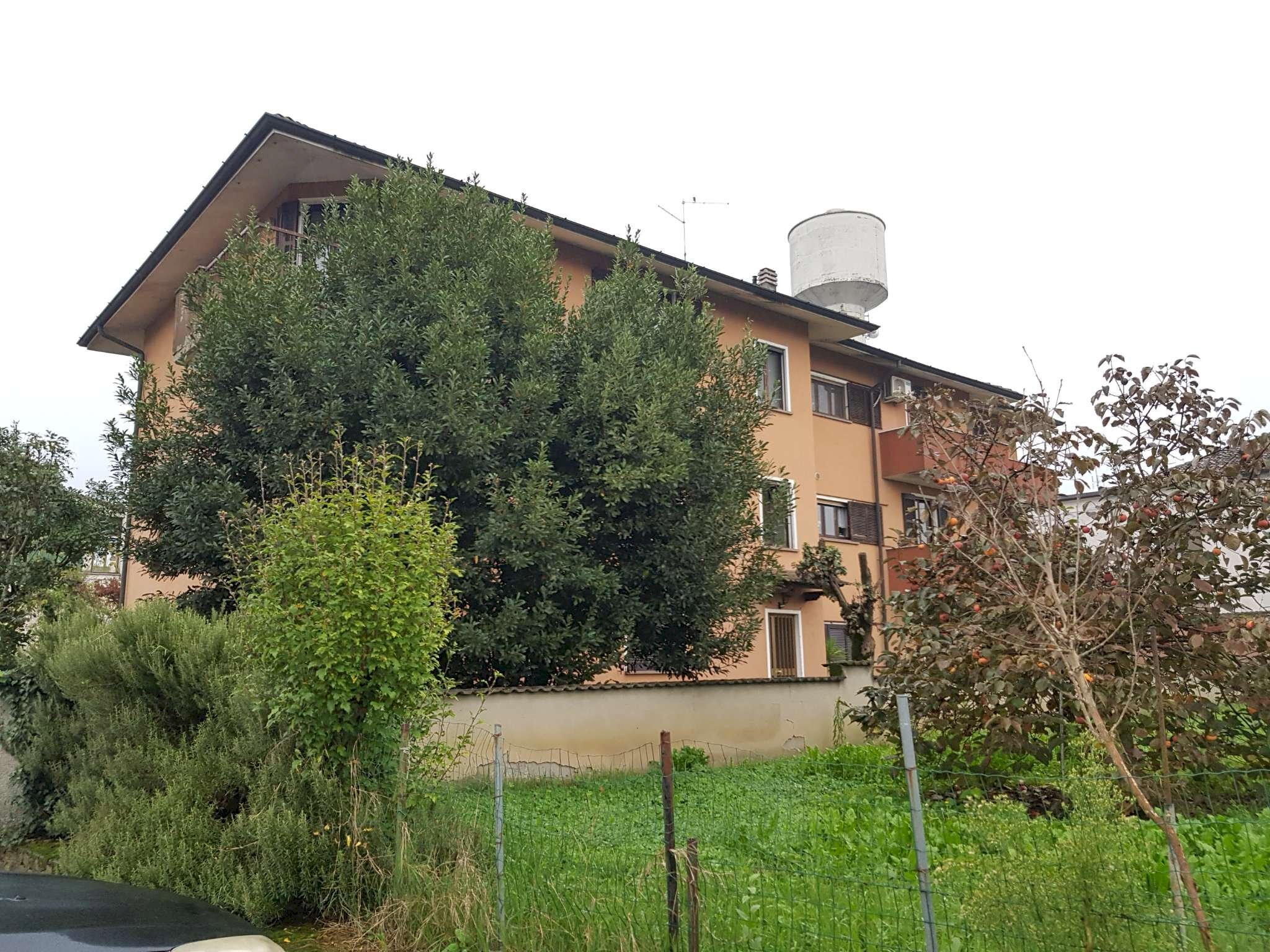 esterno - Trilocale via Pinetti, Montodine - foto 1