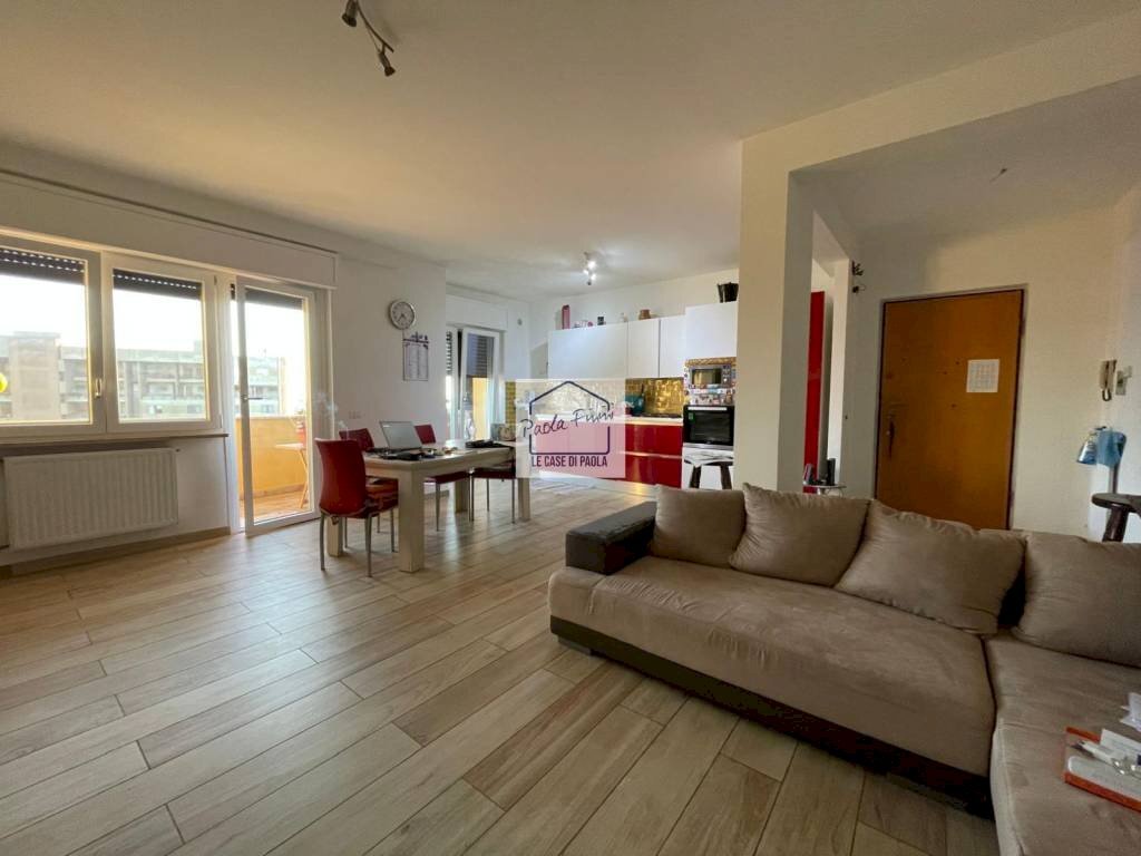 Salone - Four-room apartment piazza Dante Zemini, Anzio - photo 1