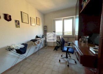 Camera da letto - Four-room apartment piazza Dante Zemini, Anzio - photo 23