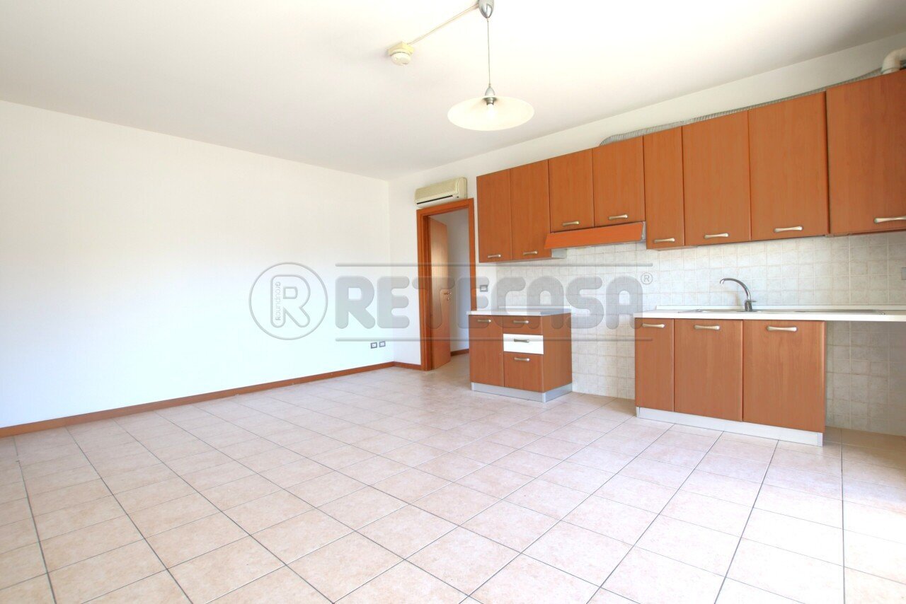 IMG_8561.JPG - Quadrilocale Via Giovanni Falcone, Barbarano Mossano - foto 2