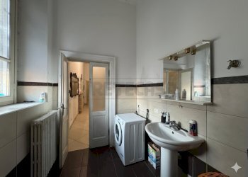 Gemini_Generated_Image_uuzl2duuzl2duuzl.png - Trilocale PIAZZA DELLA VITTORIA, Castelleone - foto 10