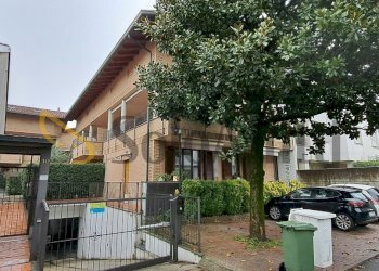 20251031_102945.jpg - Trilocale Via Sila, Seregno - foto 3