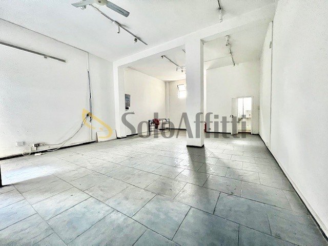 IMG_5908.jpeg - Locale Commerciale Via Giuseppe Pisanelli 18, Bari - foto 1