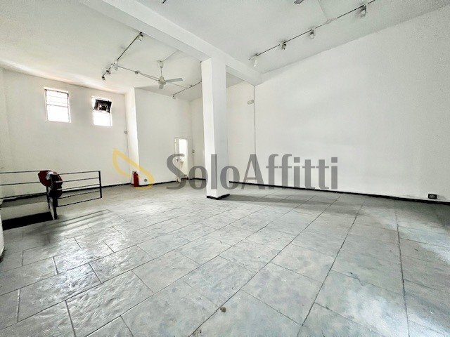 IMG_5907.jpeg - Locale Commerciale Via Giuseppe Pisanelli 18, Bari - foto 2