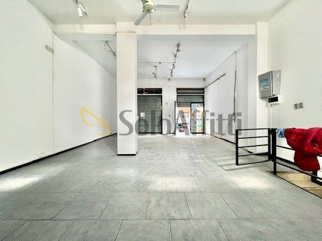 IMG_5910.jpeg - Locale Commerciale Via Giuseppe Pisanelli 18, Bari - foto 3