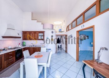 cucina - Quadrilocale Via Molo di Baia, Bacoli - foto 5