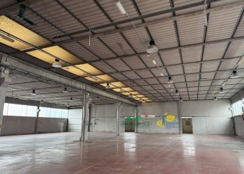 IMG_1066(2).JPG - Commercial Premises strada provinciale, Sala Baganza - photo 2