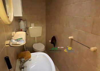 IMG_E7970.JPG - Commercial Premises Strada Garibaldi, Parma - photo 4