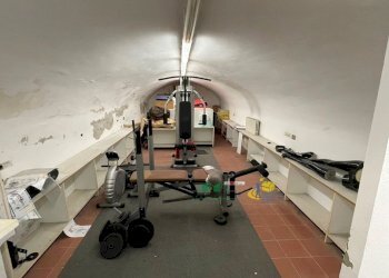 IMG_E7984.JPG - Commercial Premises Strada Garibaldi, Parma - photo 11