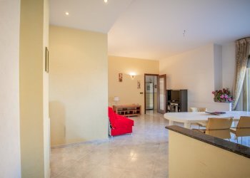 IMG_4928-HDR.jpg - Appartamento Via Luigi Vanvitelli 130, Siracusa - foto 2