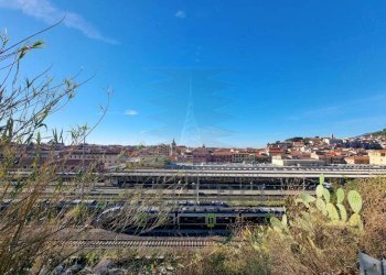 Locale Commerciale Via San Secondo 35D, Ventimiglia - foto 10