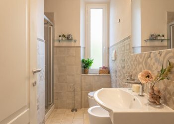 16.jpg - Villa Viale della Vittoria, Cecina - foto 7