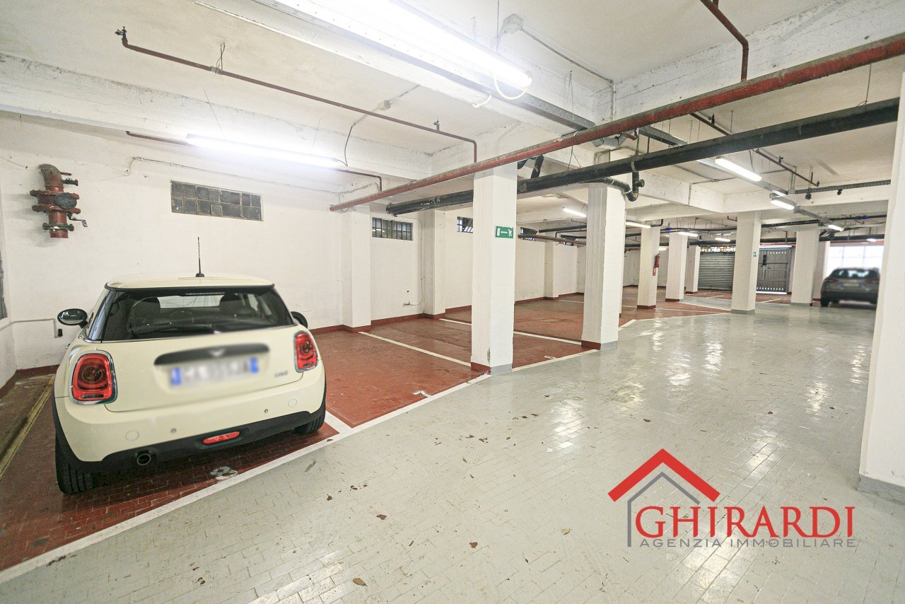 1.2 POSTO AUTO.jpg - Box Via Ruggero Leoncavallo 18R, Genova (zona Sestri Ponente) - foto 2