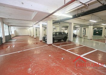 1.7 POSTO AUTO.jpg - Box Via Ruggero Leoncavallo 18R, Genova (zona Sestri Ponente) - foto 7