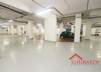 1.10 POSTO AUTO.jpg - Box Via Ruggero Leoncavallo 18R, Genova (zona Sestri Ponente) - foto 10