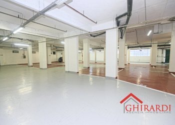 1.16 POSTO AUTO.jpg - Box Via Ruggero Leoncavallo 18R, Genova (zona Sestri Ponente) - foto 16