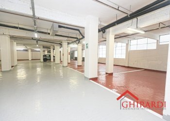 1.17 POSTO AUTO.jpg - Box Via Ruggero Leoncavallo 18R, Genova (zona Sestri Ponente) - foto 17