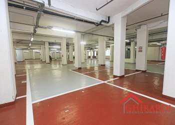 1.30 POSTO AUTO.jpg - Box Via Ruggero Leoncavallo 18R, Genova (zona Sestri Ponente) - foto 30