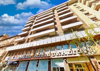 facciata - Quadrilocale Corso Umberto 69, Taranto - foto 4