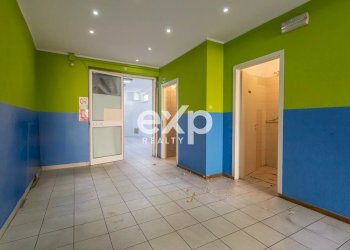 Locale Commerciale Viale XII Settembre, Fano - foto 6