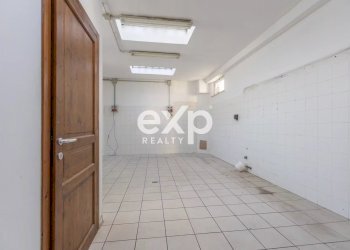 Locale Commerciale Viale XII Settembre, Fano - foto 8