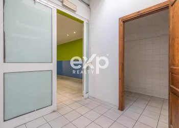 Locale Commerciale Viale XII Settembre, Fano - foto 11