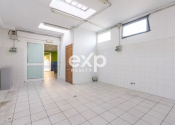 Locale Commerciale Viale XII Settembre, Fano - foto 12