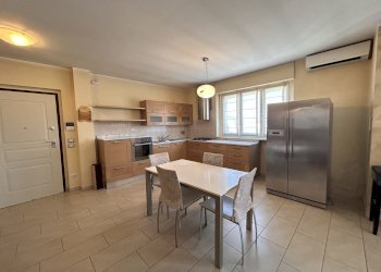 Three-room apartment Alba - photo 3