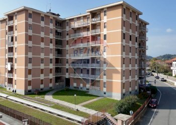 Four-room apartment Via Barazze, 1 
 Cossato, Cossato - photo 1
