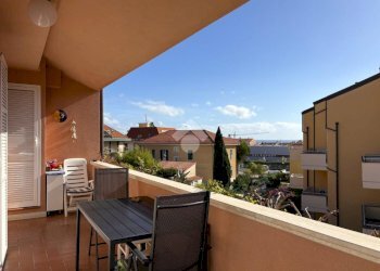 Three-room apartment Via Gozzano, Loano - photo 1