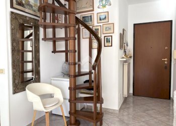 Three-room apartment Via Gozzano, Loano - photo 17